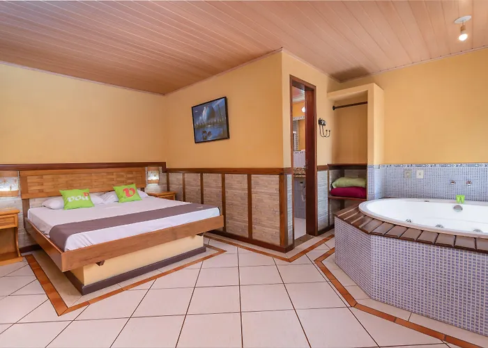Wood House Hotel Itaipava